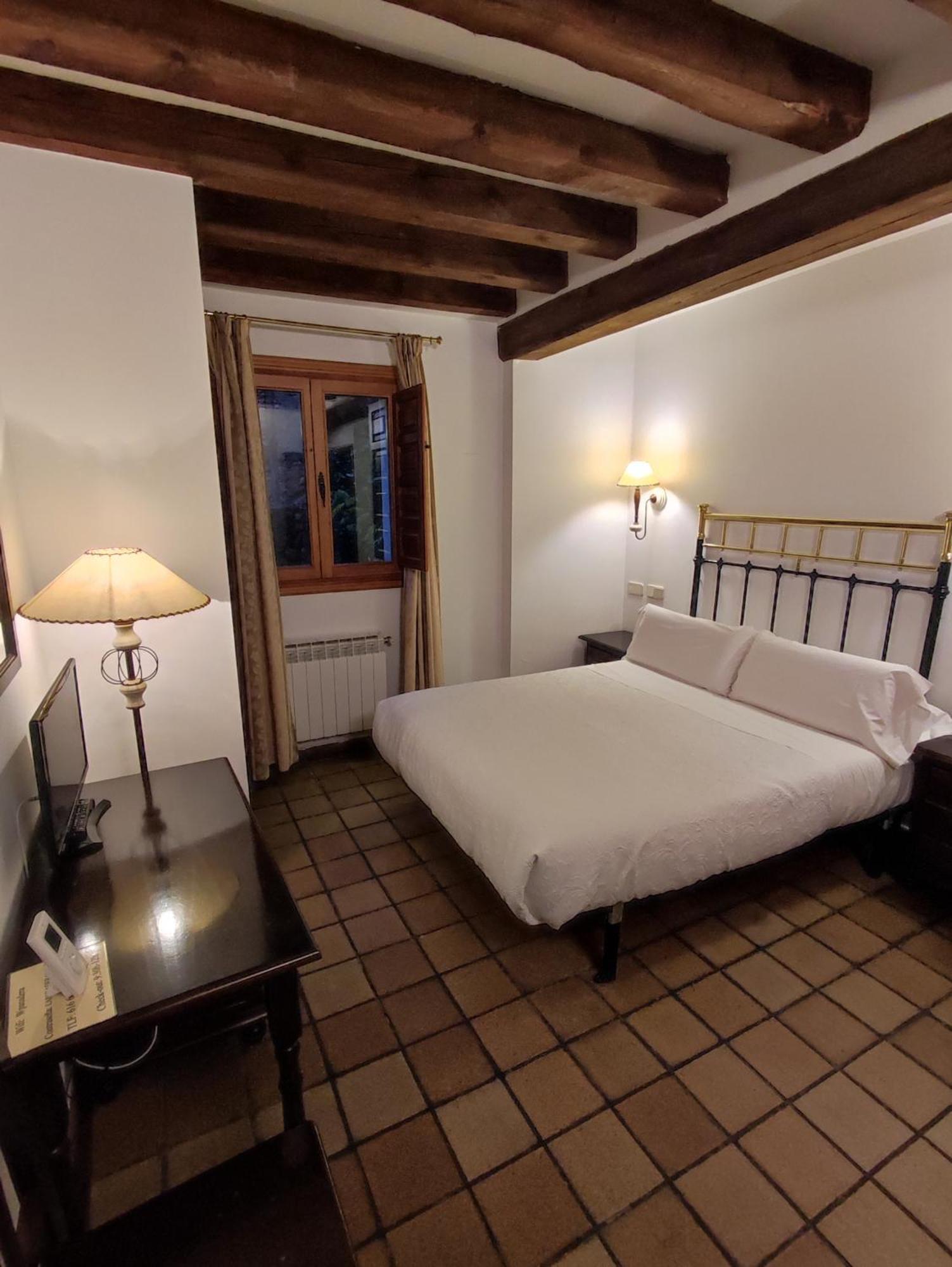 Hostal Posada La Panadera 세풀베다 외부 사진